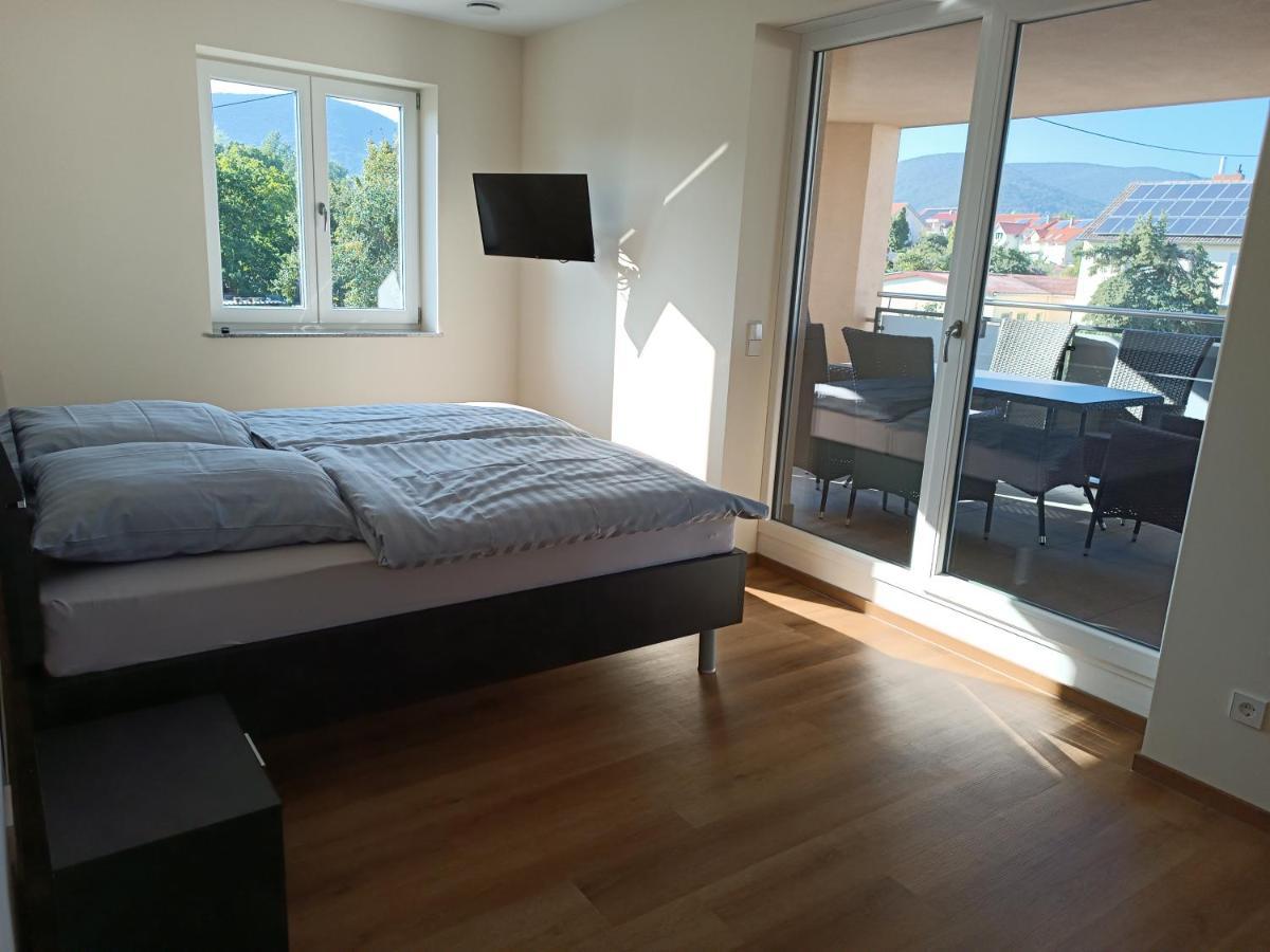 Weinrebenblick Apartment Maikammer Bagian luar foto